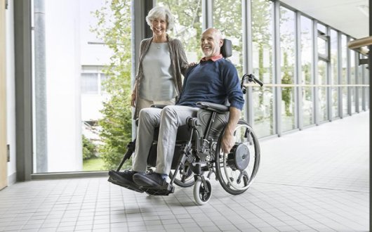 Man using E-Motion M25 indoors